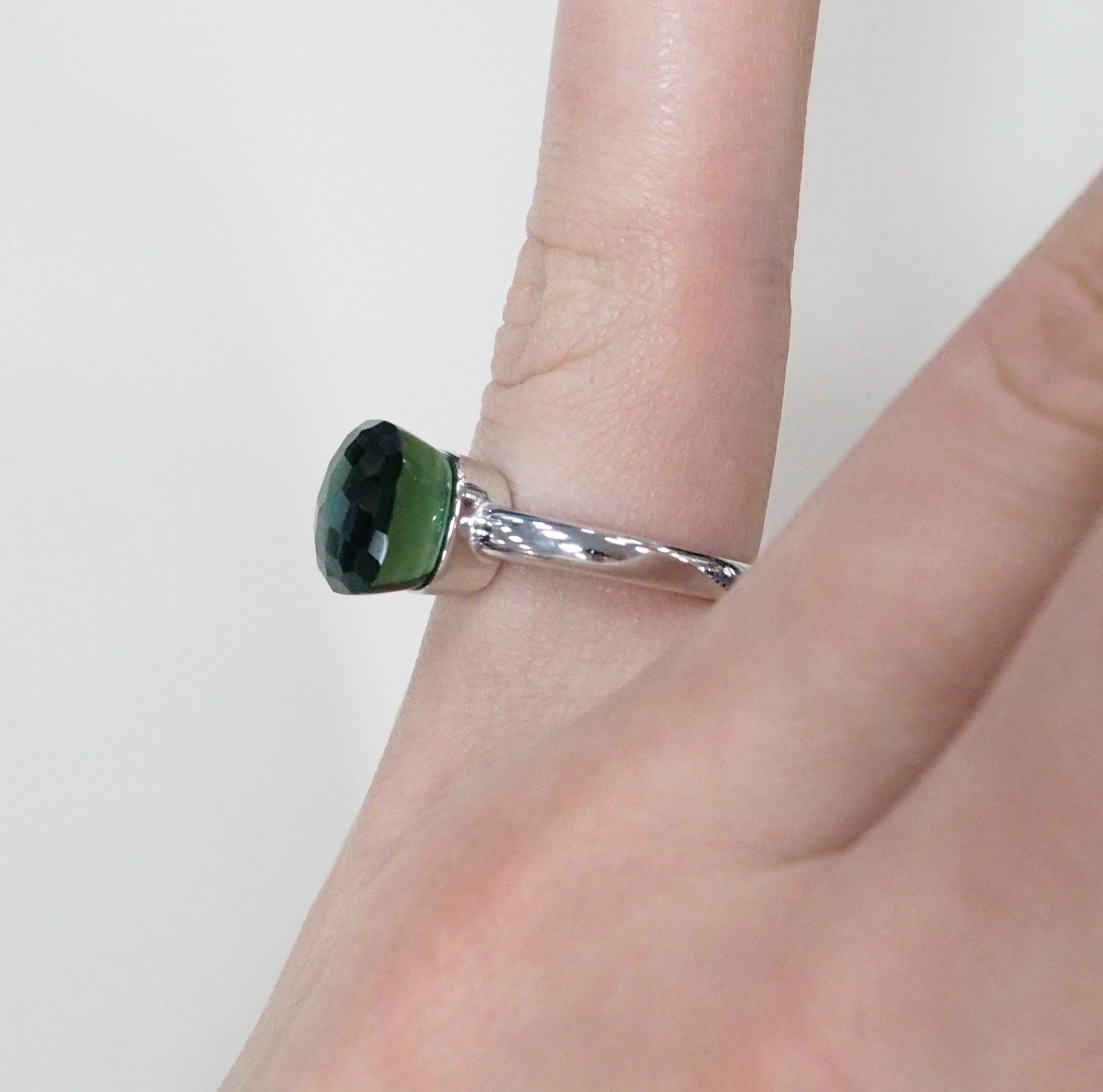 Серебряное кольцо с кварцем